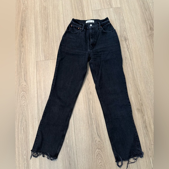 Abercrombie & Fitch Denim - Abercrombie & Fitch Curve Love the 90’s Straight Ultra High Rise Jean Size 24